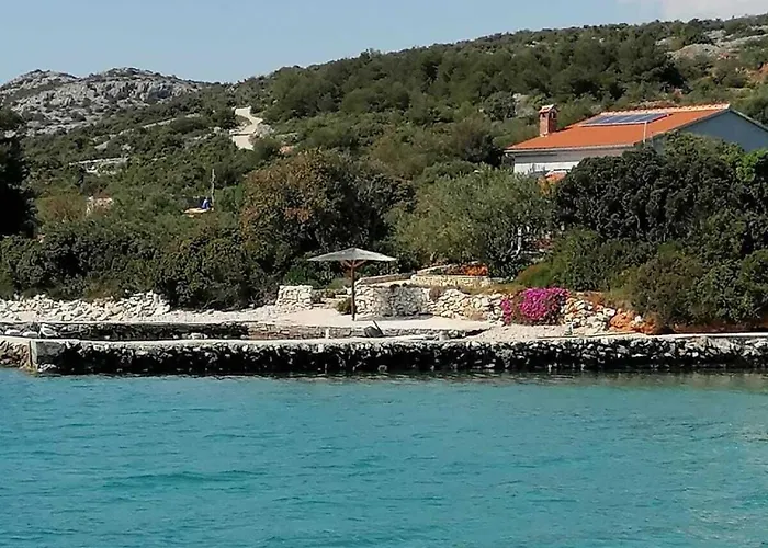 Holiday home House Sage Tkon