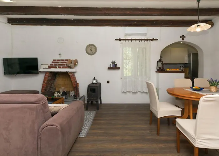 House Sage Holiday home Tkon