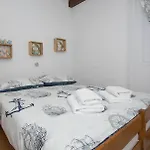 House Sage Сasa de vacaciones Tkon